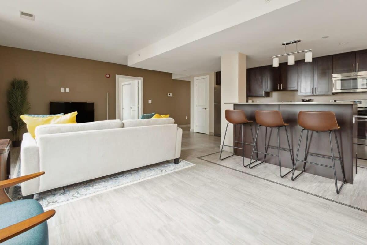 2Br Downtown Luxury Getaway Apartment Detroit Bagian luar foto