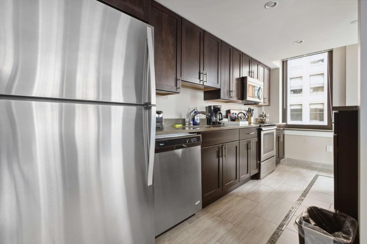 2Br Downtown Luxury Getaway Apartment Detroit Bagian luar foto
