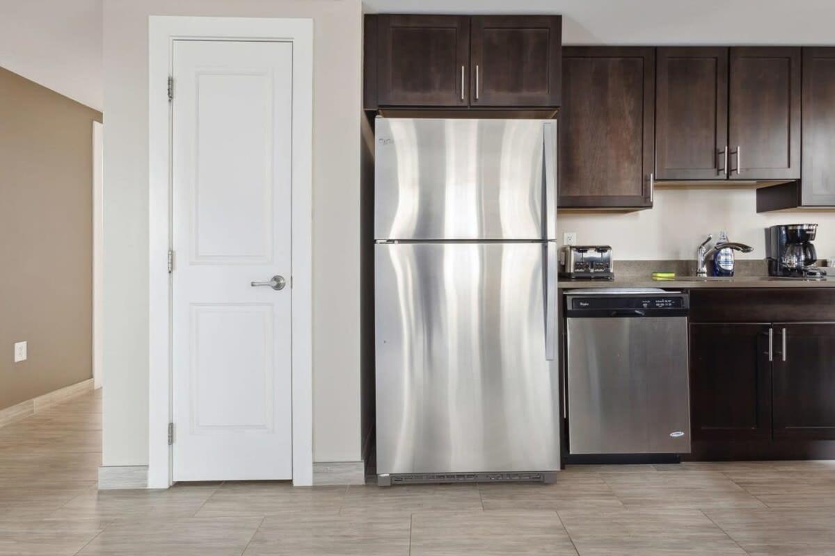 2Br Downtown Luxury Getaway Apartment Detroit Bagian luar foto