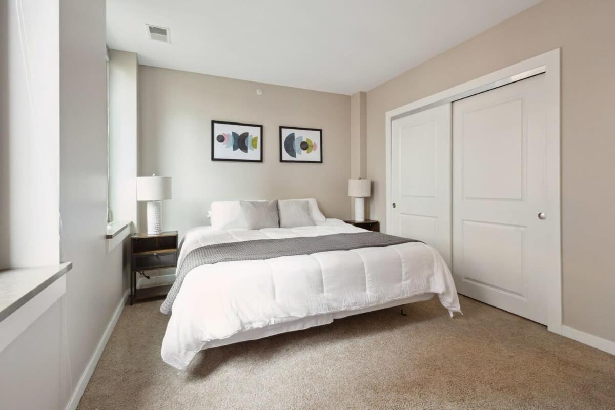 2Br Downtown Luxury Getaway Apartment Detroit Bagian luar foto