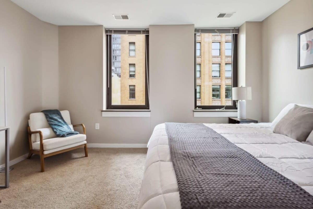 2Br Downtown Luxury Getaway Apartment Detroit Bagian luar foto